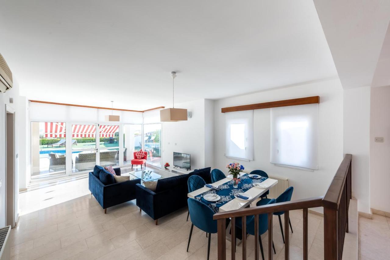 Villa Marina Sunrise By Ezoria Villas Coral Bay Exterior foto