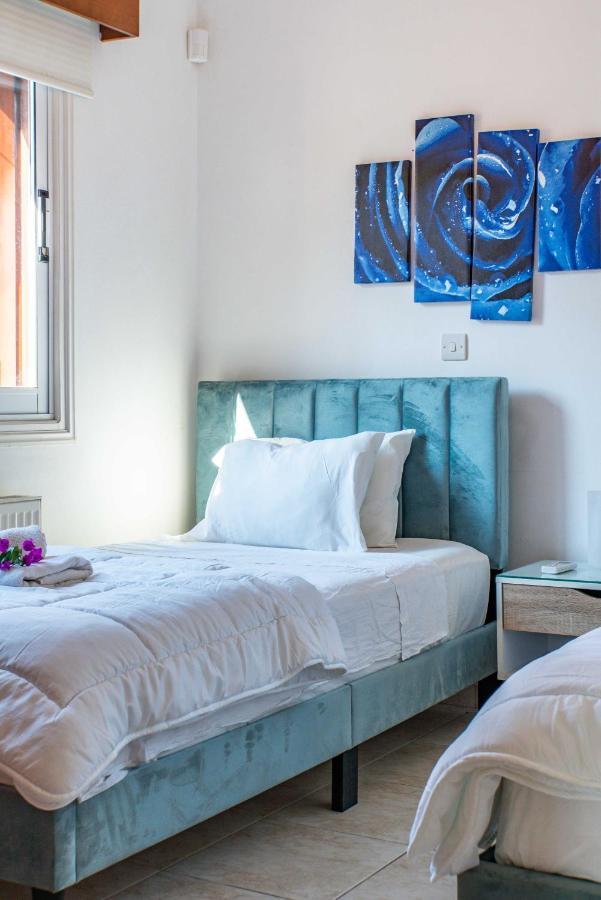 Villa Marina Sunrise By Ezoria Villas Coral Bay Exterior foto